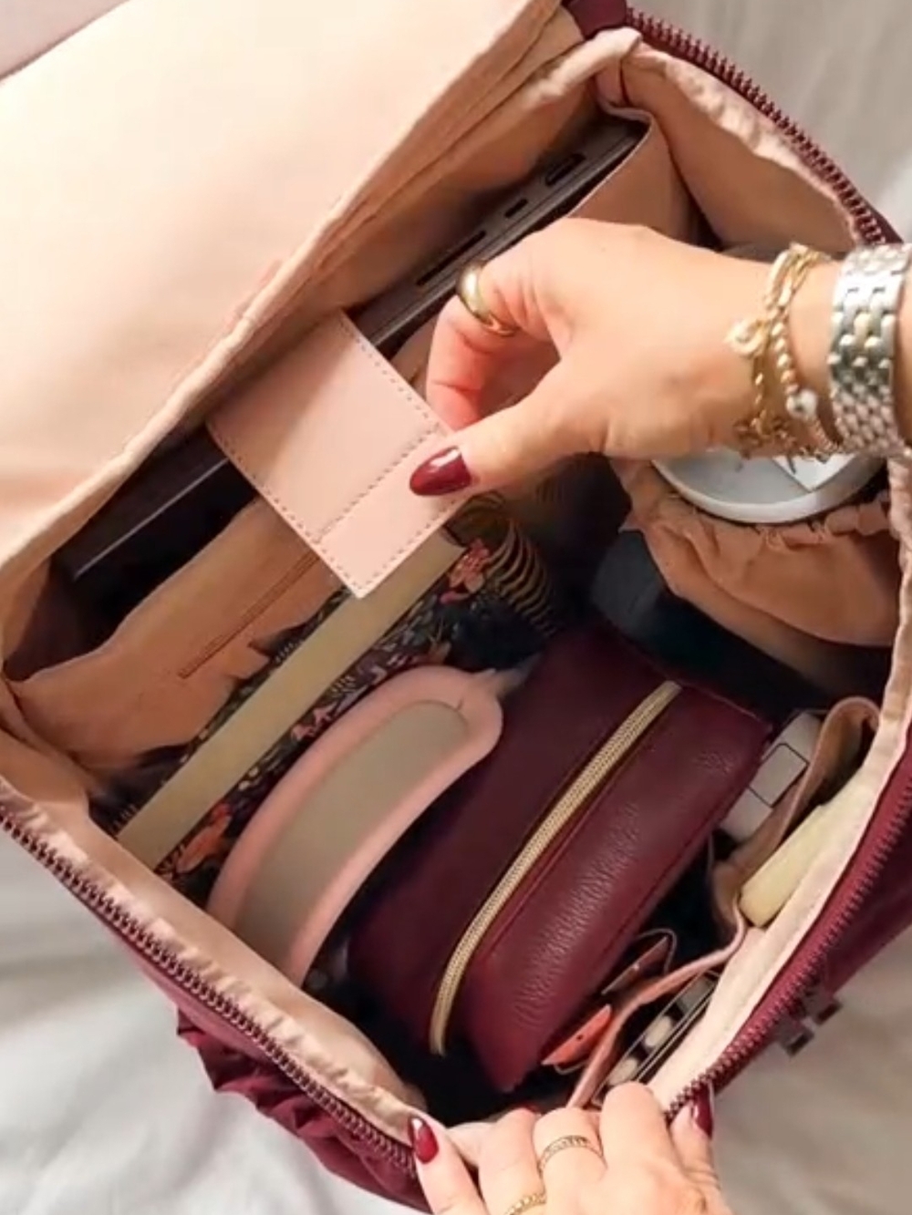 ⭐️ Poppy & Peonies "Summit Backpack" | Blush Pink | NWT - Picture 8 of 8